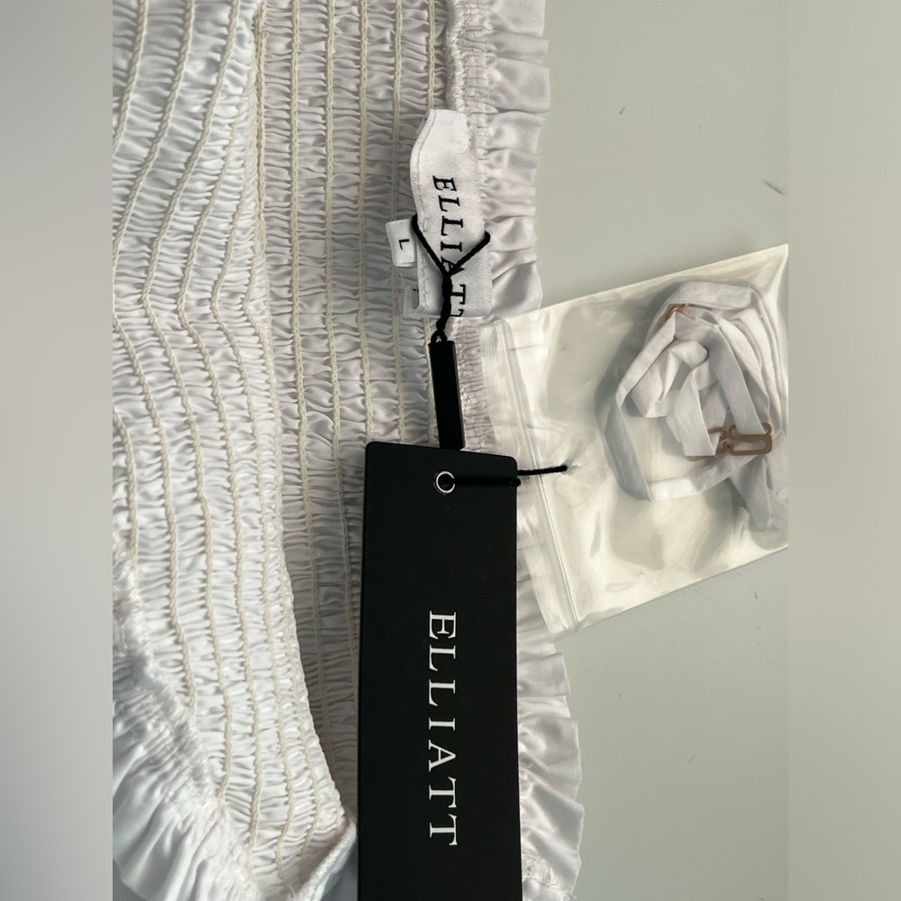 NWT Elliatt Sz L Lavinia Dress White Mini Off Shoulder Ruffle Smocked Revolve - Picture 11 of 16